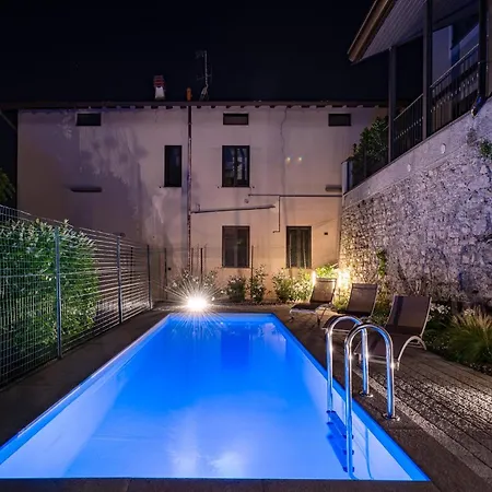 Apartman Mg House Luxury *