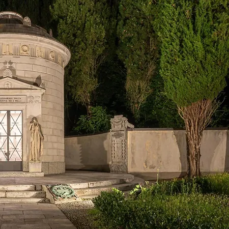 Mg House Luxury Апартаменты