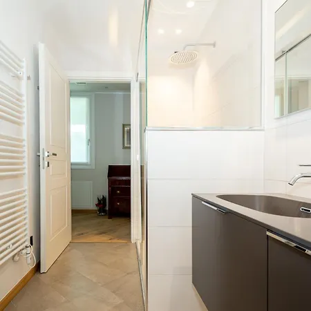 Mg House Luxury Апартаменты Комо
