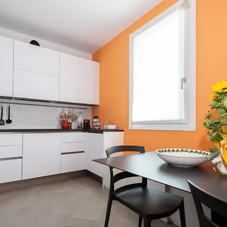 Mg House Luxury * Como